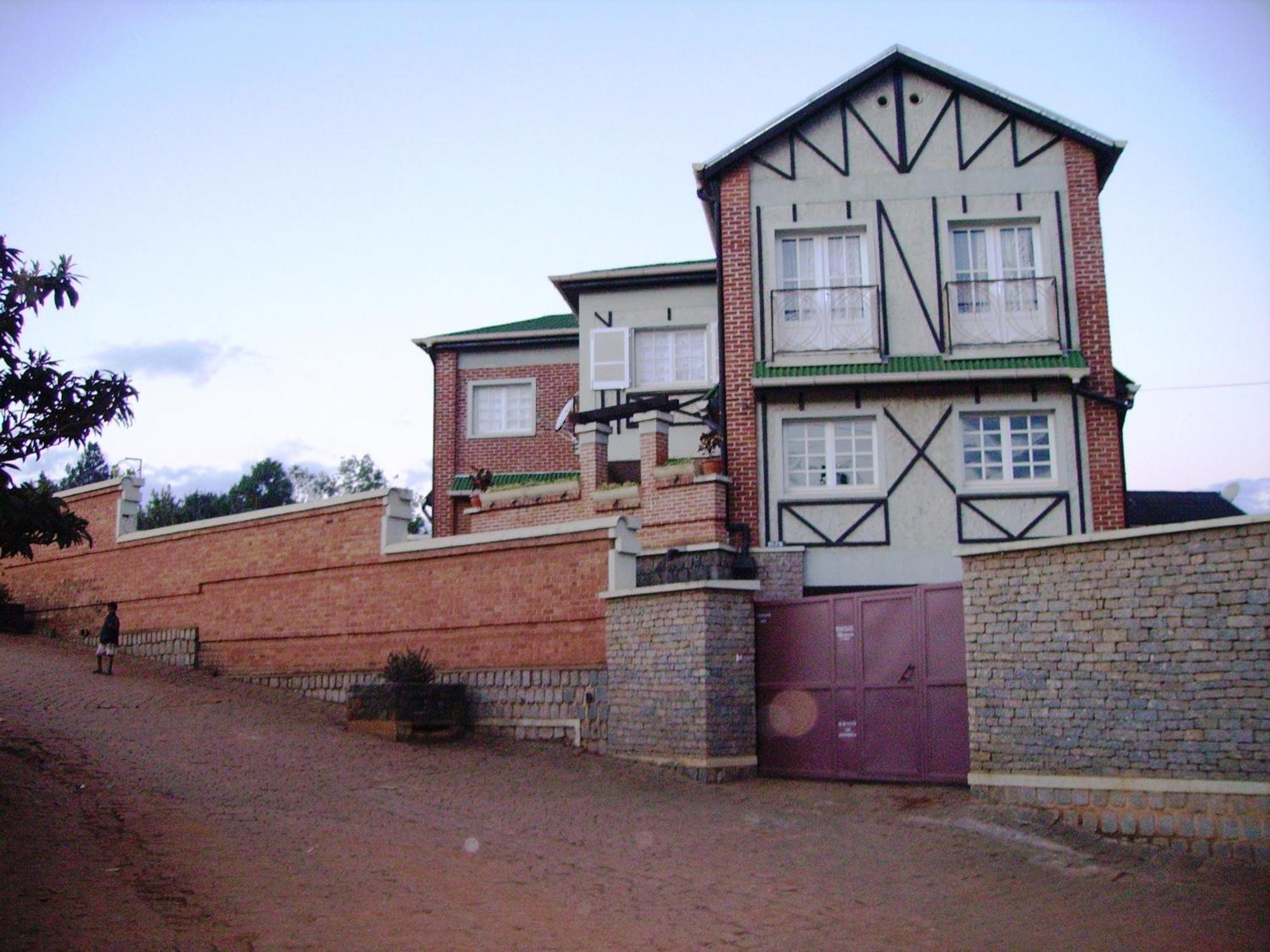 Appartements D'Hotes Marciloui Antsirabe Εξωτερικό φωτογραφία